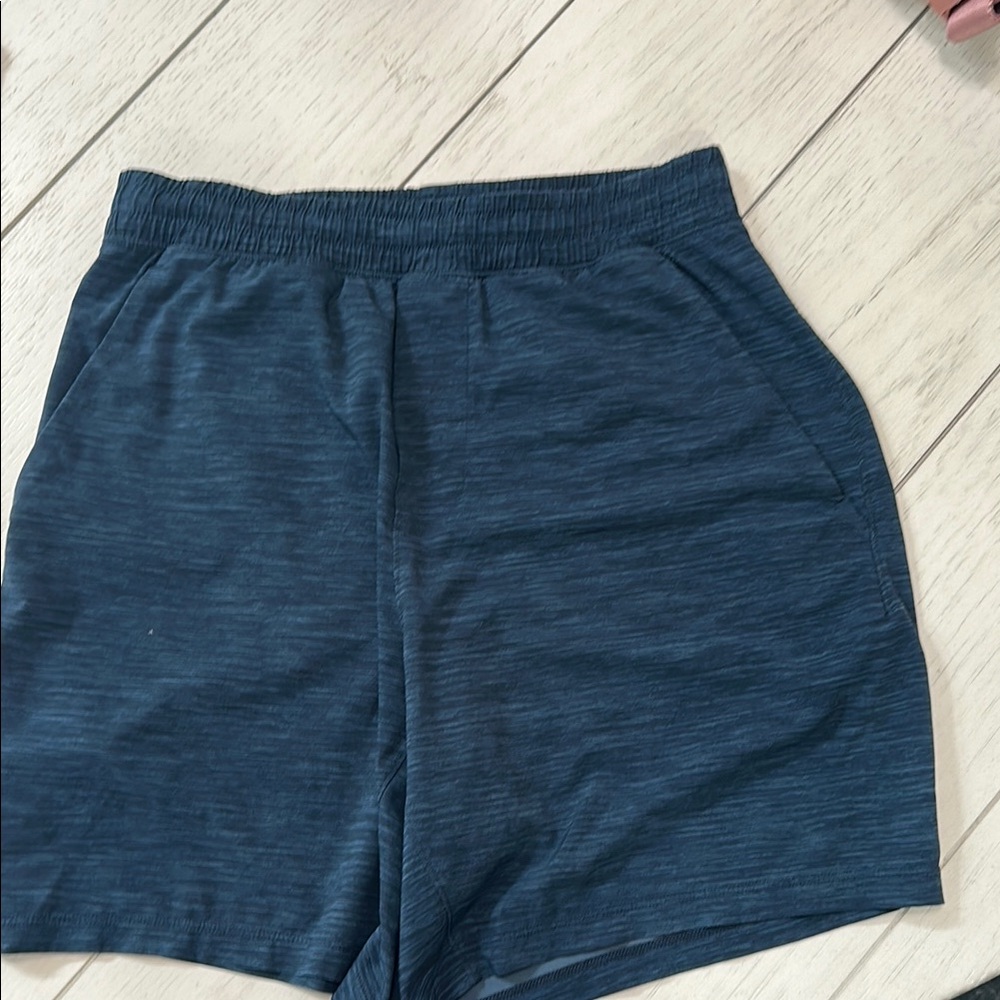 Lululemon Pace Breaker Men’s short Size small unlined